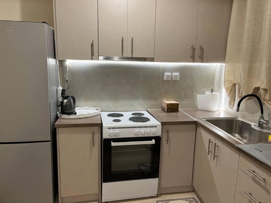 Mégara Elena S Apartment מראה חיצוני תמונה